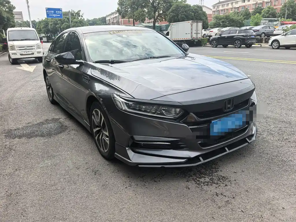 Accord Sharp· Hybrid 2.0 L Sharp Cool CN-VI