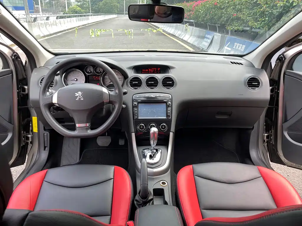 Peugeot 408 2.0 L Auto Comfort