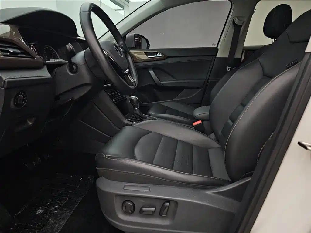 Tharu 280 TSI 2 WD Luxury PLUS