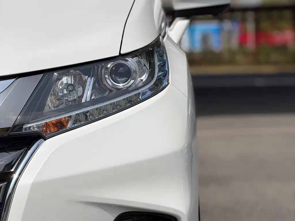 Odyssey 2.0 L Sharp· Comfort Enjoyment