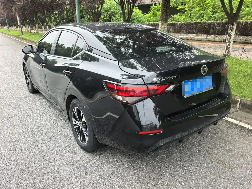Sylphy 1.6 L XE CVT Comfort Enjoyment