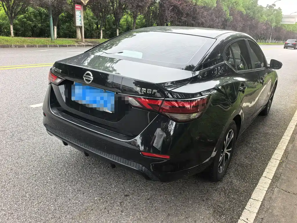 Sylphy 1.6 L XE CVT Comfort Enjoyment