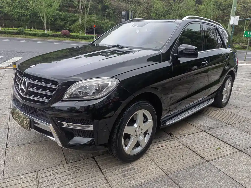 Mercedes-Benz M-Class ML 350 Luxury