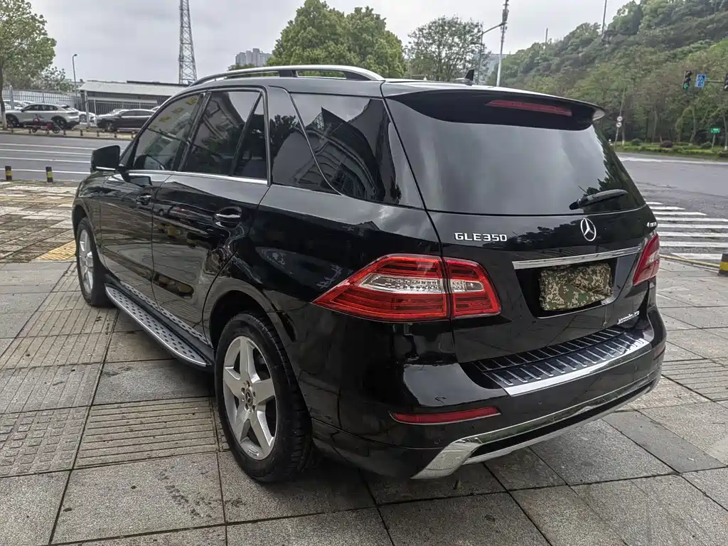 Mercedes-Benz M-Class ML 350 Luxury