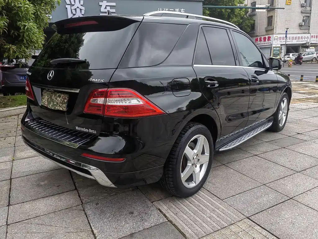 Mercedes-Benz M-Class ML 350 Luxury