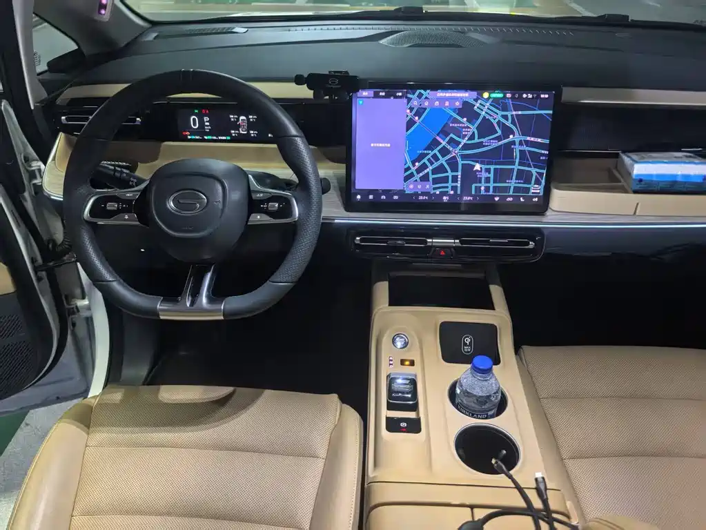 Trumpchi E8 NEV 传祺E8 PHEV 2024款 150 km MAX
