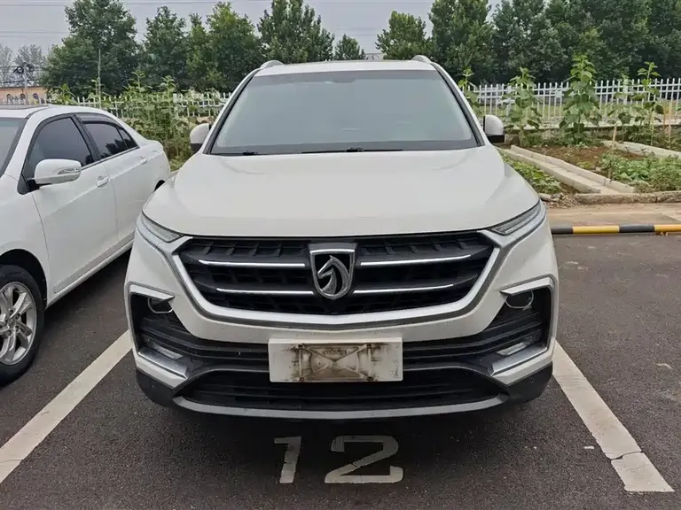 Baojun 530 1.5 T Manual Distinguished CN-V