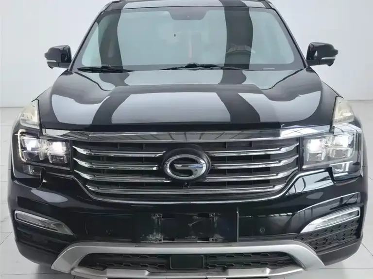 GAC Trumpchi GS8 320 T 2 WD Luxury Connected (7-seat)