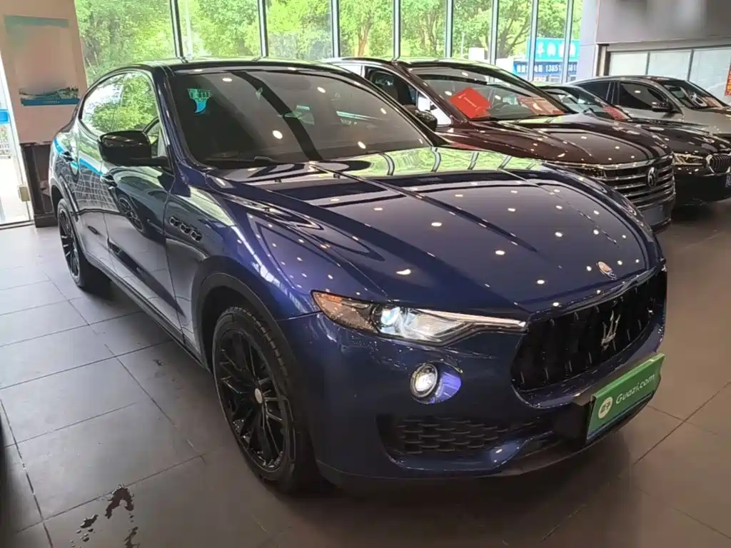 Levante 3.0 T Standard