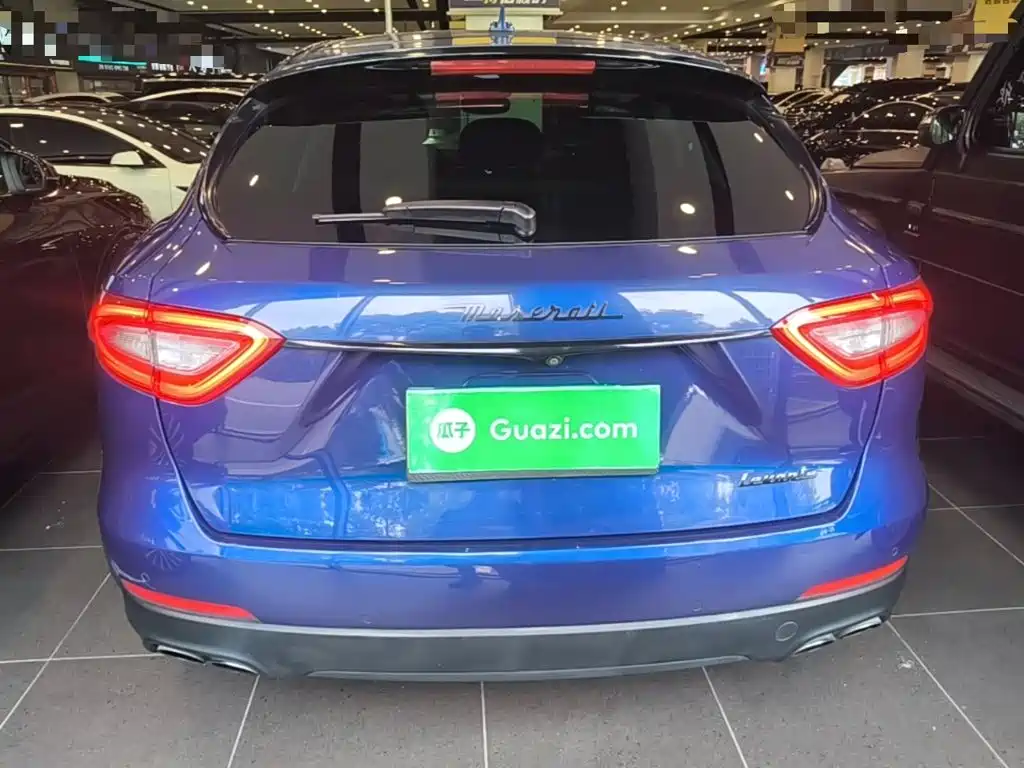 Levante 3.0 T Standard