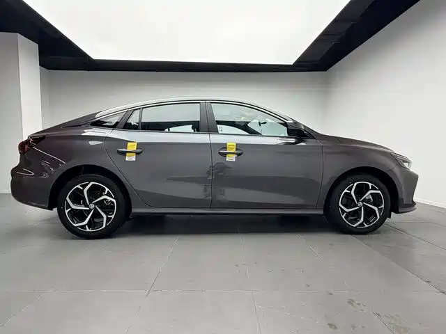 MG5 Scorpio 1.5 T Trophy Sport Flagship