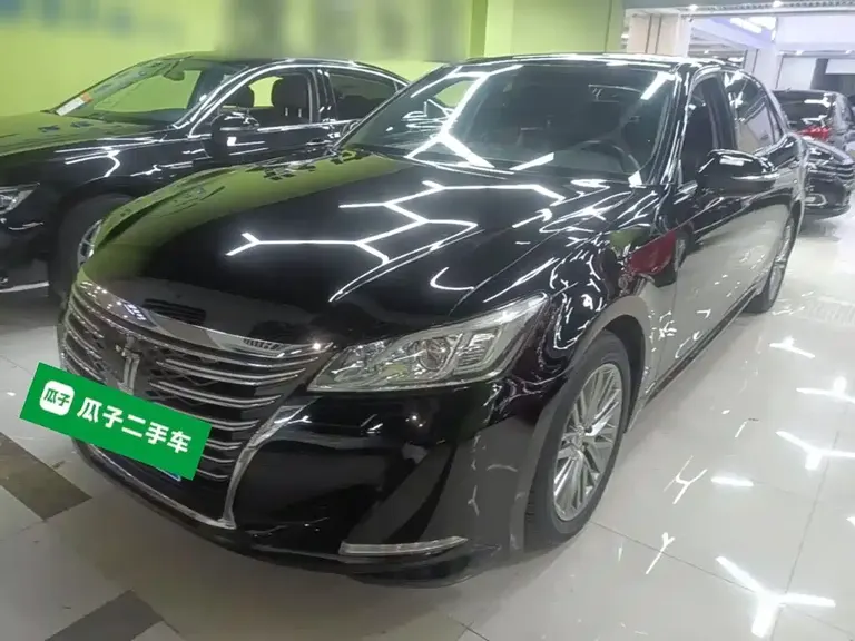 Toyota Crown 2.0 T Sport
