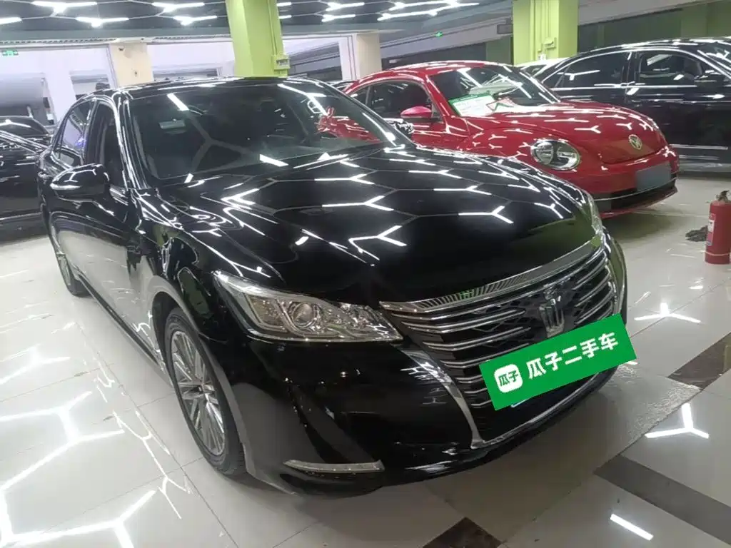 Crown 2.0 T Sport