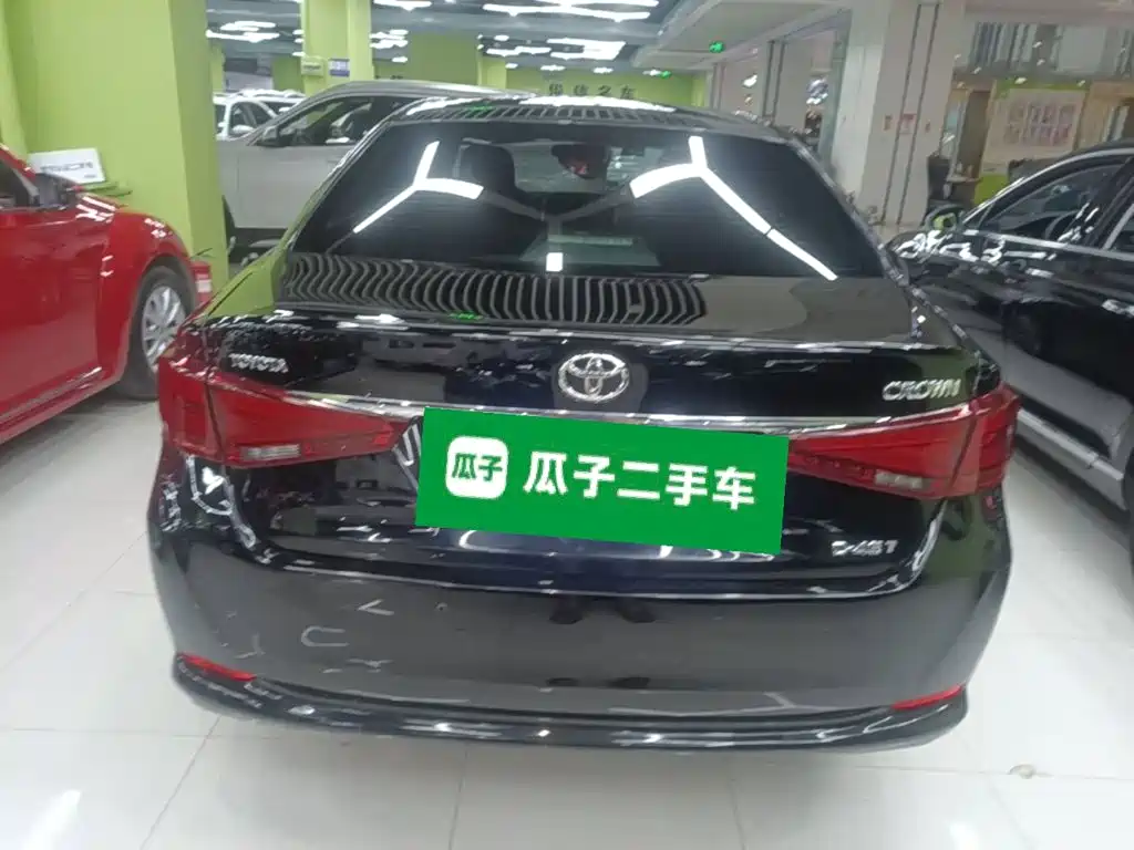Crown 2.0 T Sport