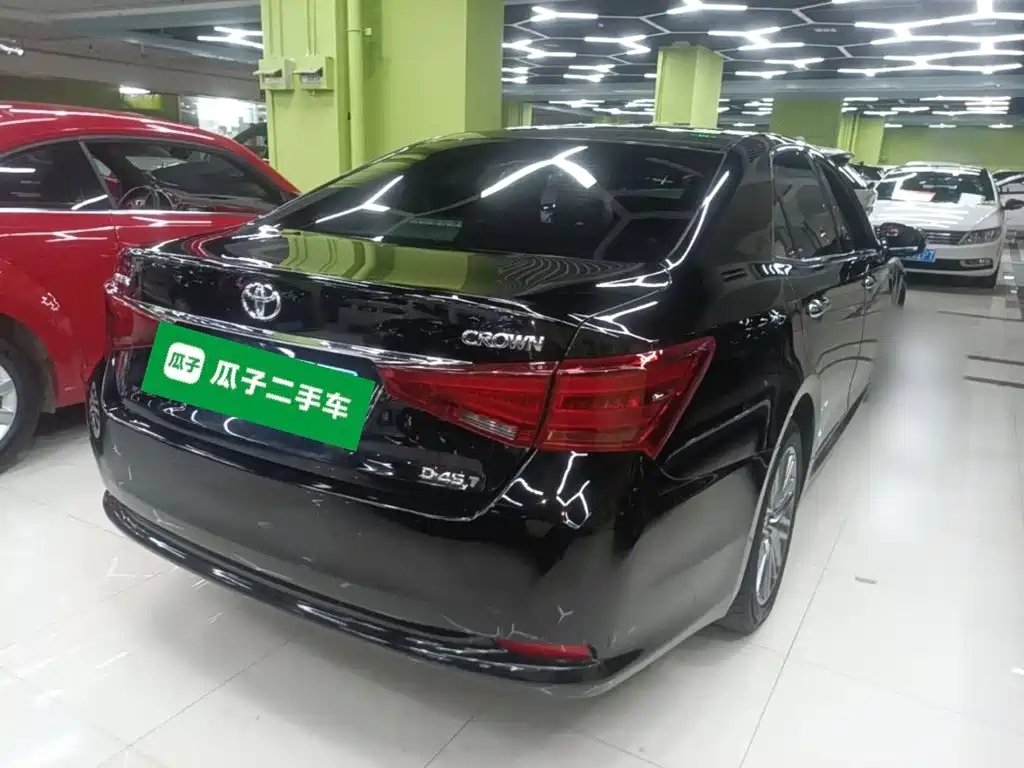 Crown 2.0 T Sport