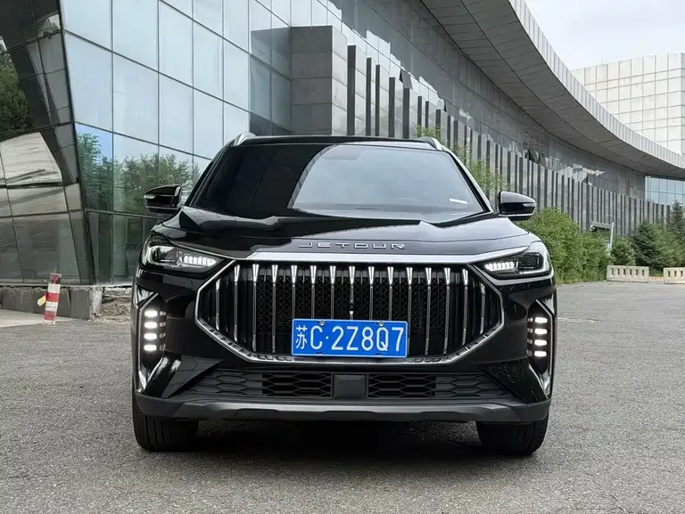 Jetour X70 PLUS 1.5 T DCT Brave PLUS 5-seat