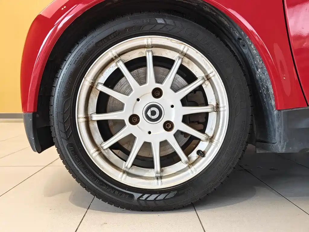 smart fortwo smart fortwo 2010款 1.0 硬顶 pure版