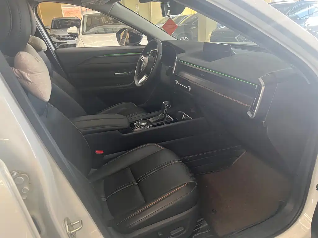 Mazda CX-50 2.0 L