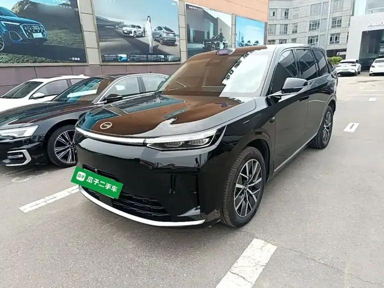 GAC Trumpchi Xiangwang S9 Qiankun UItra 6-seat