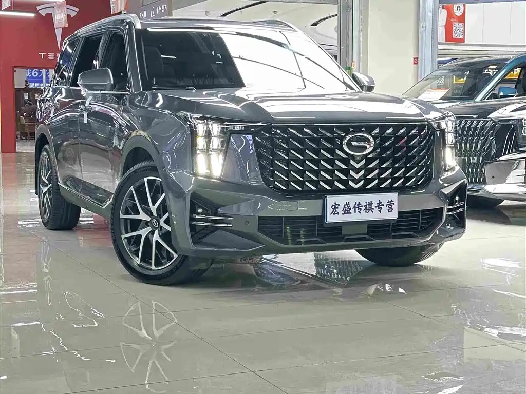 GAC Trumpchi GS8 Dual Engine Series 2.0 TM 2 WD Distinguished (7-seat)