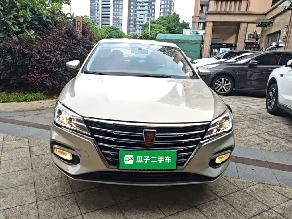 Roewe i5 1.5 L Manual 4 G Connected Bright Grand