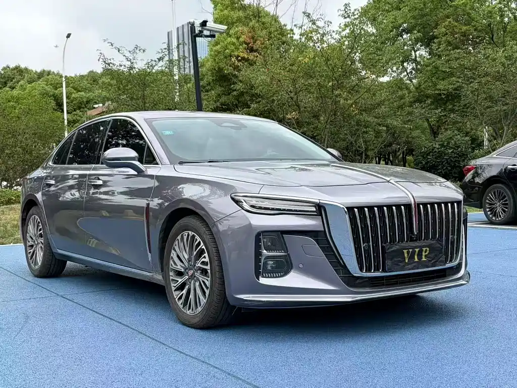 Hongqi H5 1.5 T DCT Connected Flagship Joy