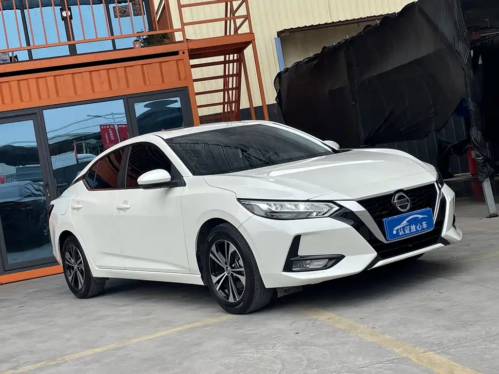 Sylphy Facelift 1.6 L CVT Joy