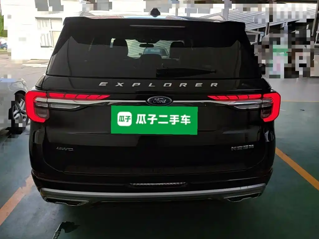 Explorer 2.3 T EcoBoost 4 WD Cross 5-seat