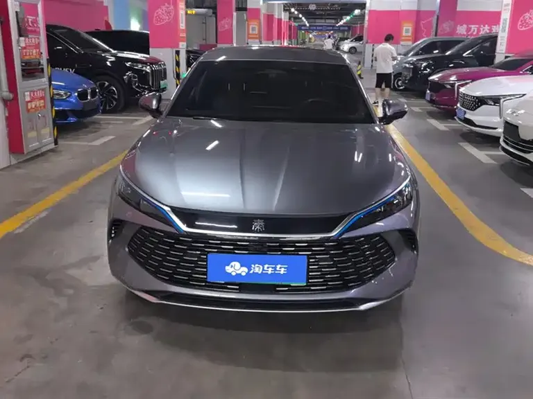 BYD Qin L DM-i Smart Drive 80 KM Leading