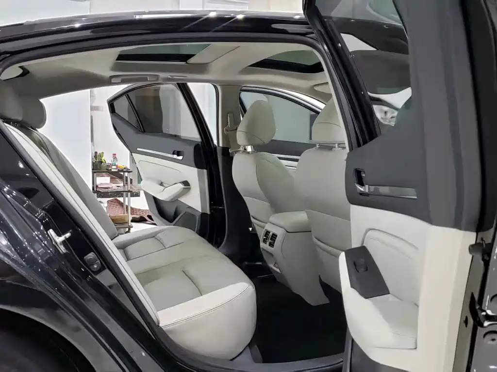 Teana 2.0 L XL Comfort