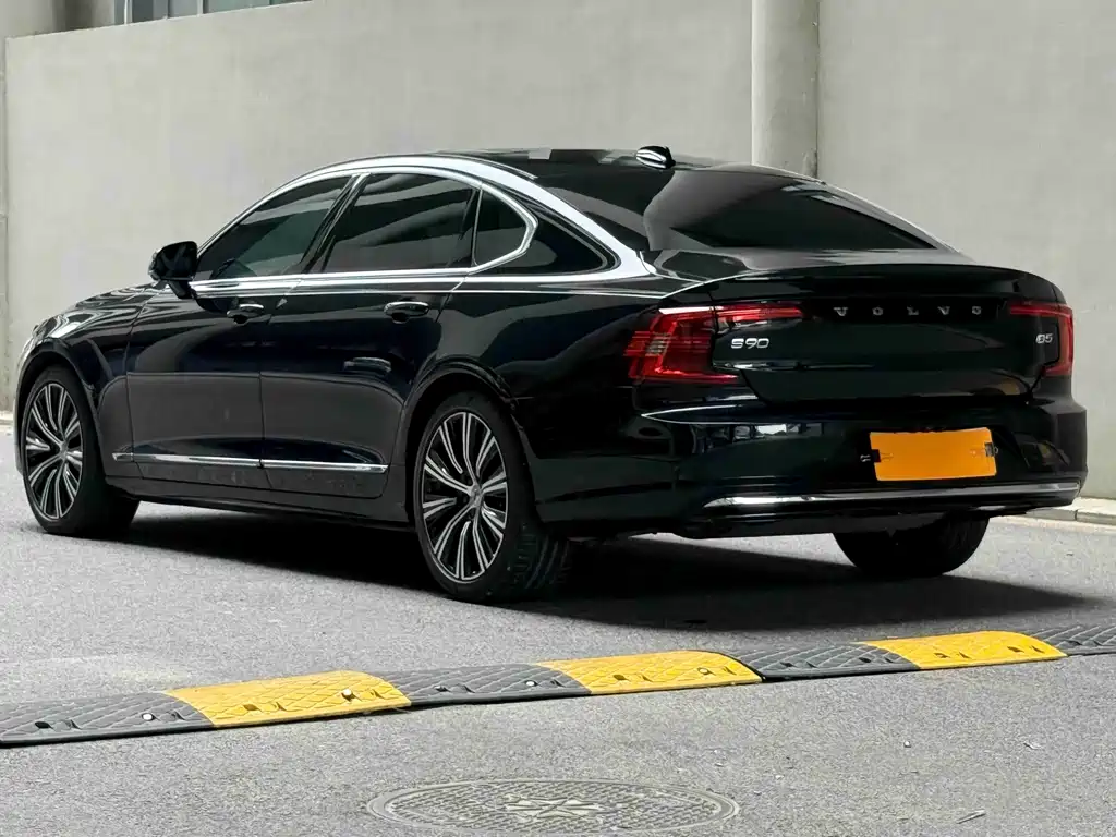 Volvo S90 B5 Smart Vision Luxury