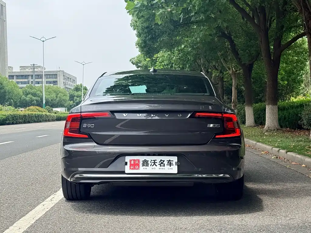 Volvo S90 B5 Smart Grace Luxury