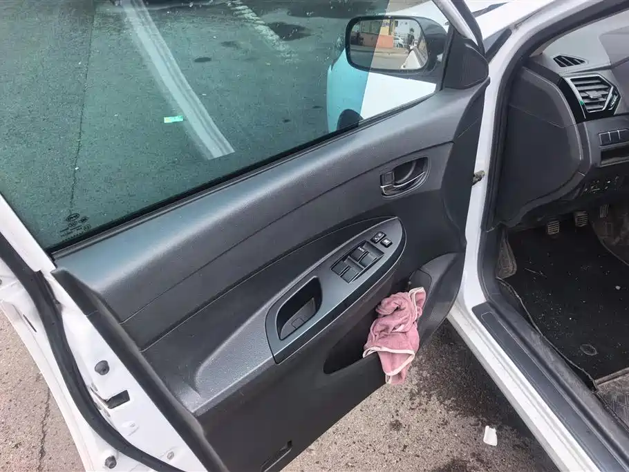 BYD F3 比亚迪F3 2020款 1.5 L 手动豪华版