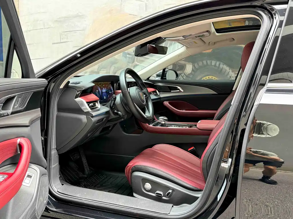 Hongqi H5 2.0 T Auto Connected Flagship