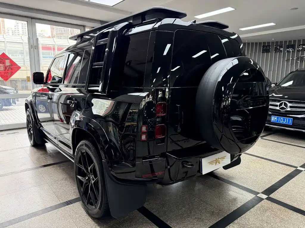 Land Rover Defender Facelift 110 3.0 T P400 X-DYNAMIC HSE