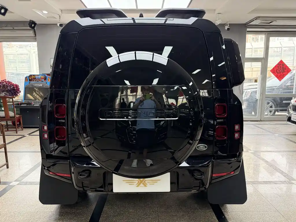 Land Rover Defender Facelift 110 3.0 T P400 X-DYNAMIC HSE