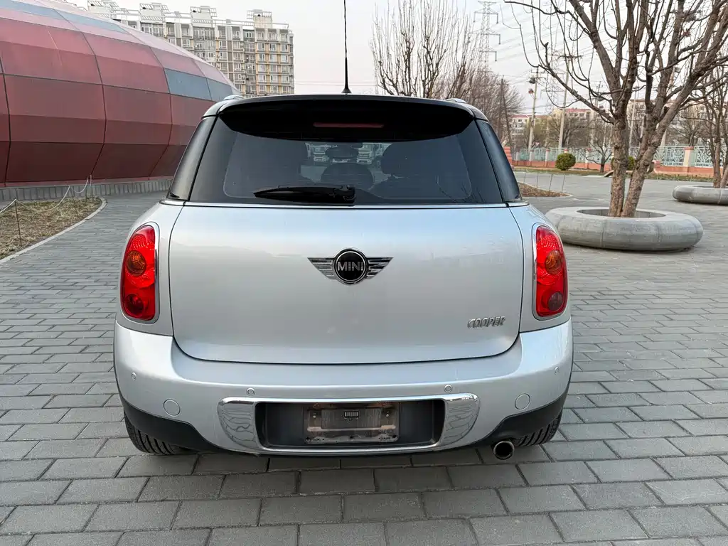 MINI COUNTRYMAN 1.6 L COOPER Excitement