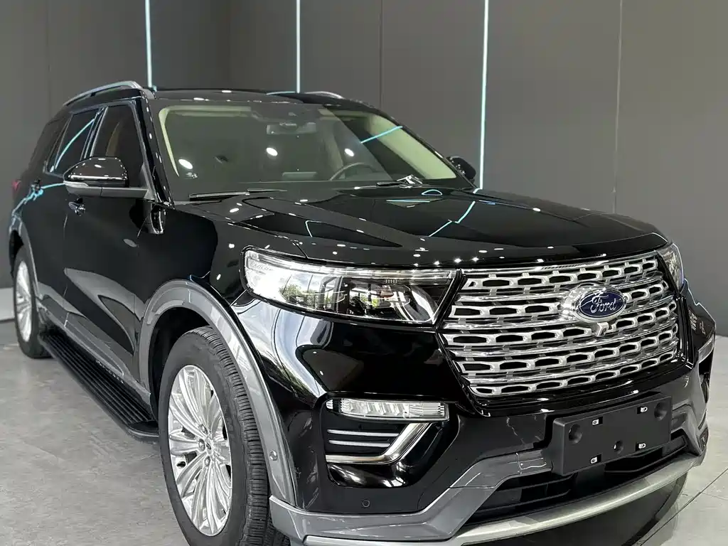Explorer EcoBoost 285 4 WD Titanium 7-seat