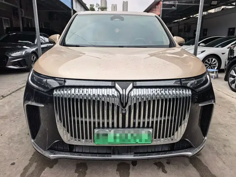 Voyah Dreamer PHEV 4 WD Flagship Kunpeng