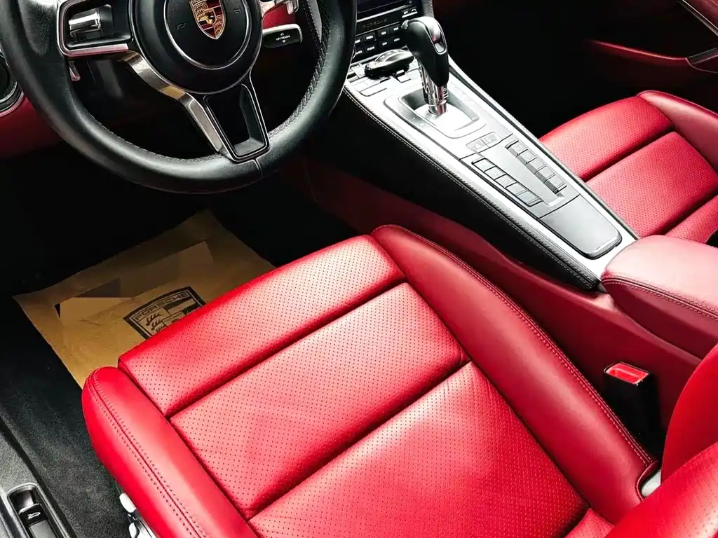 Porsche 718 Cayman 2.0 T