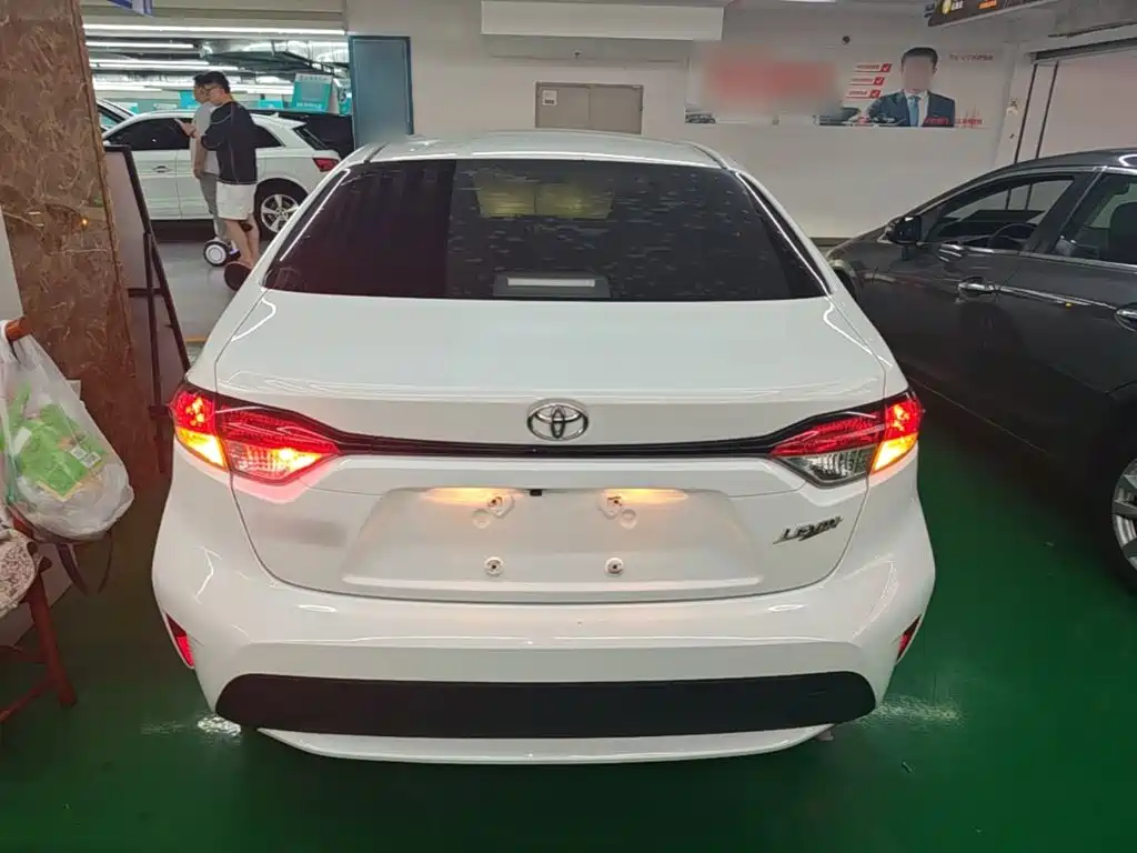Levin Facelift TNGA 1.5 L CVT Progressive