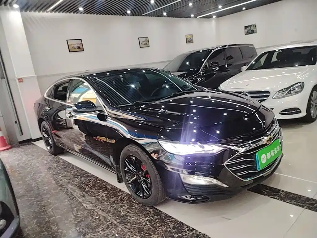 Malibu XL 535 T CVT Sharp Connect