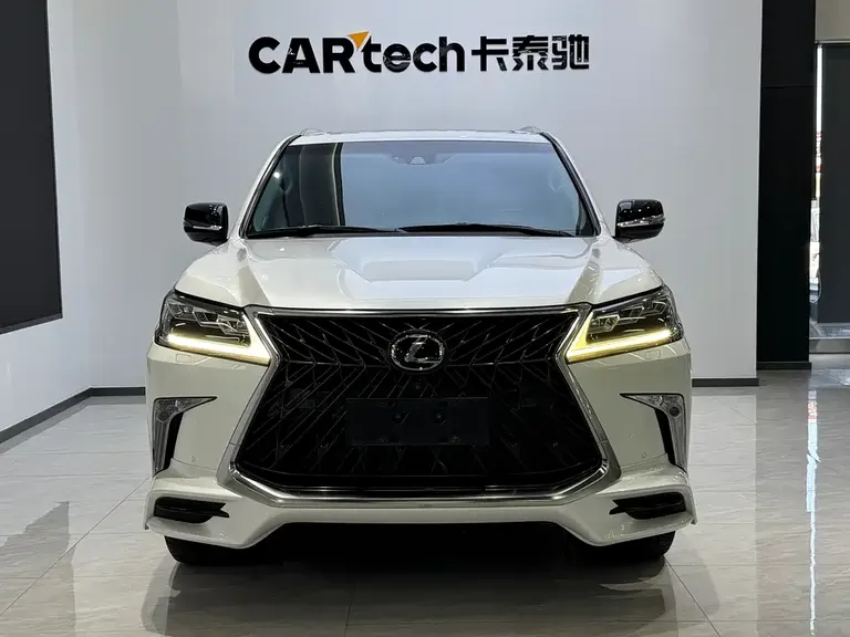 Lexus LX 570 Peak Special Edition