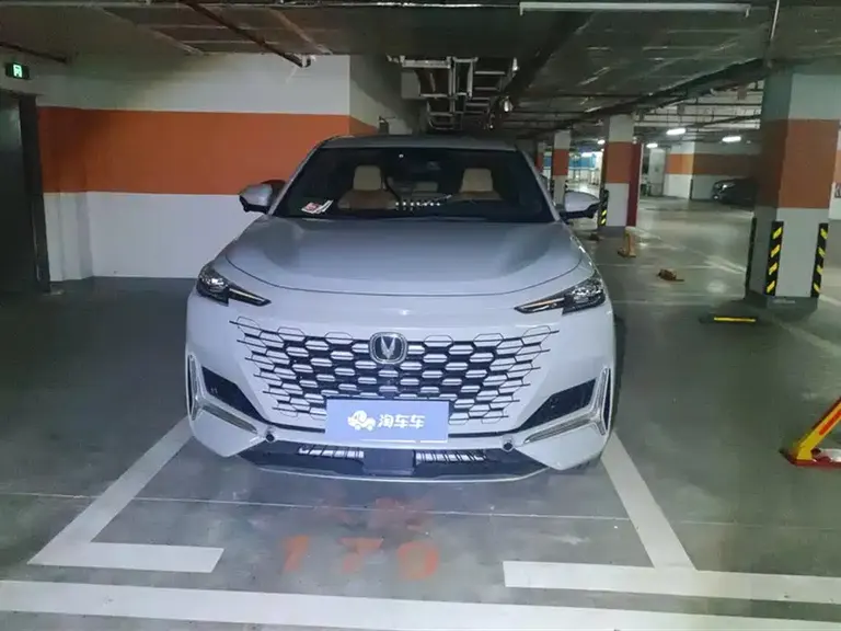 Changan UNI-K 2.0 T Distinguished