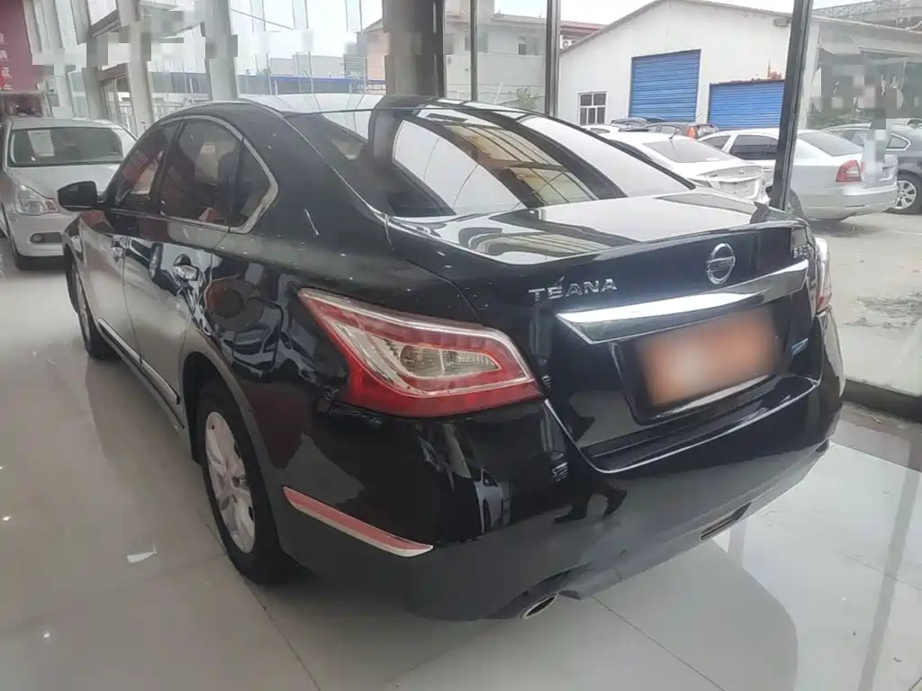 Teana 2.0 L XL Comfort