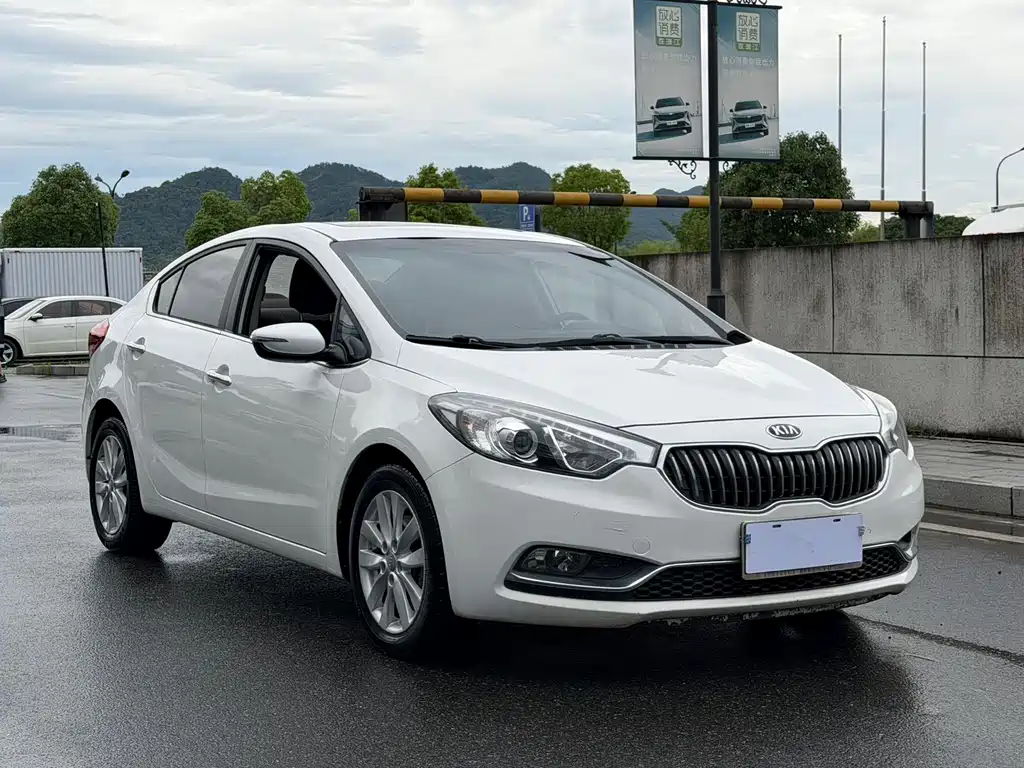 Kia K3 1.6 L Auto GLS