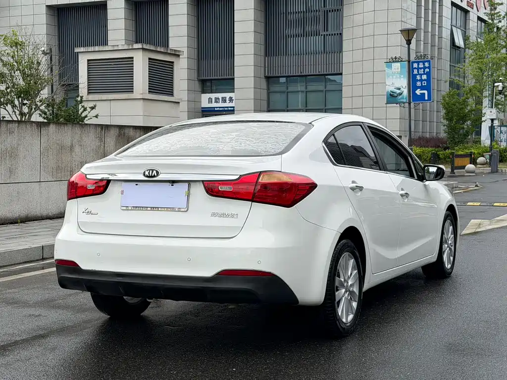 Kia K3 1.6 L Auto GLS