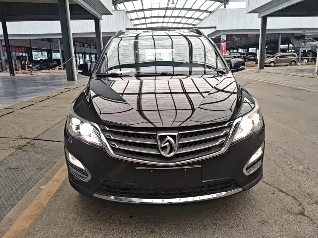Baojun 560 1.8 L Manual Luxury