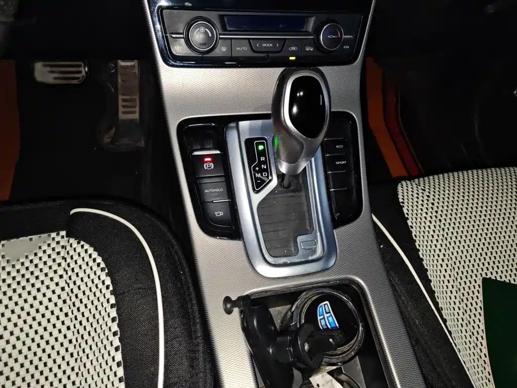 Emgrand GS Sport 1.4 T Auto Leading Style