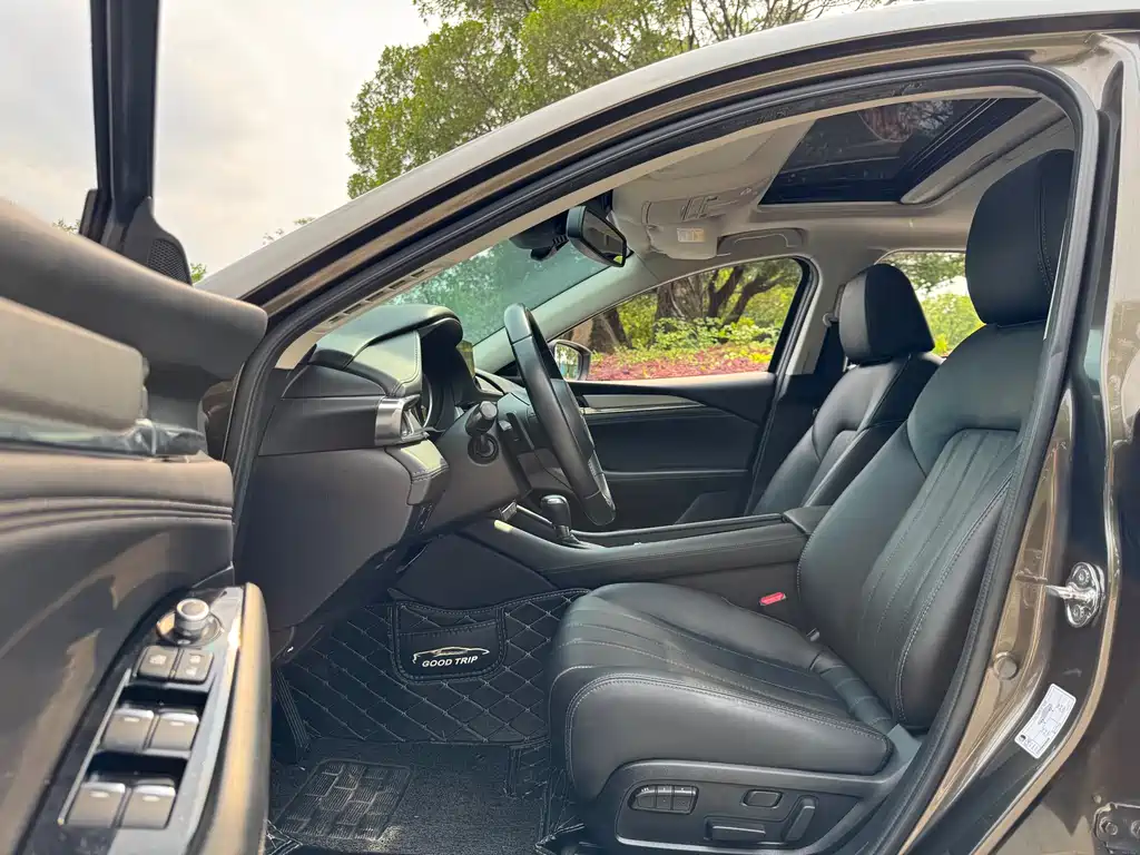 Atenza 2.5 L Blue Sky Sport